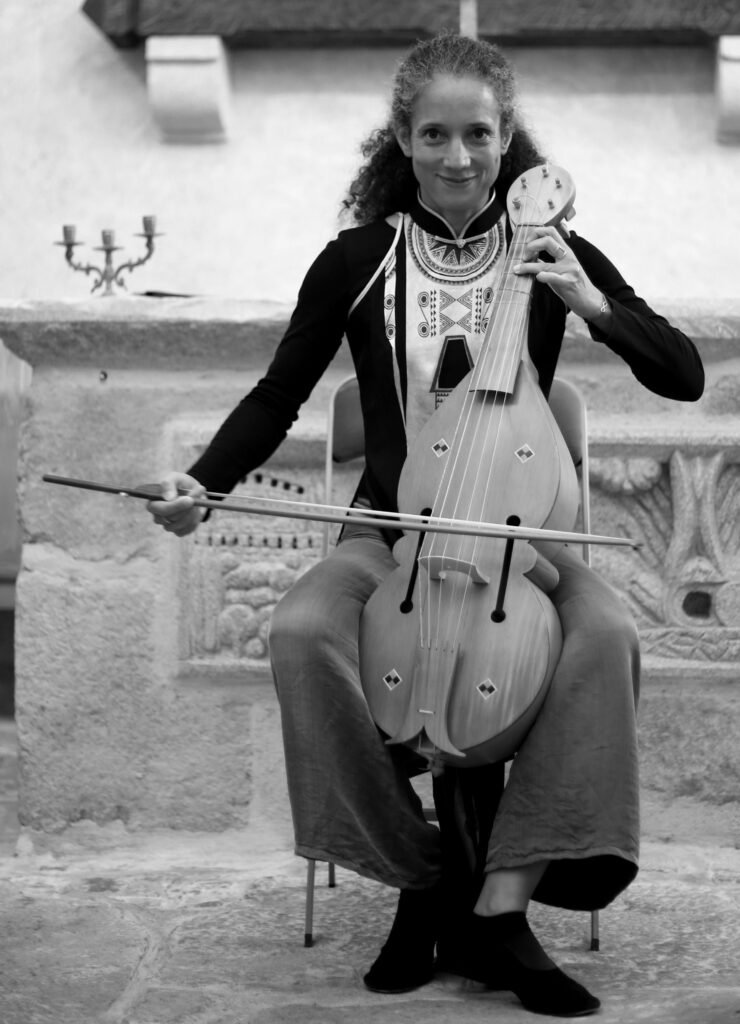 Portrait de Caroline Marçot, compositeur·rice de Bretagne